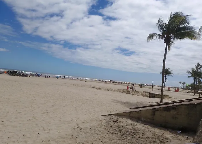 Apto Domeni, Seu Conforto A 10 Min Da Praia!
