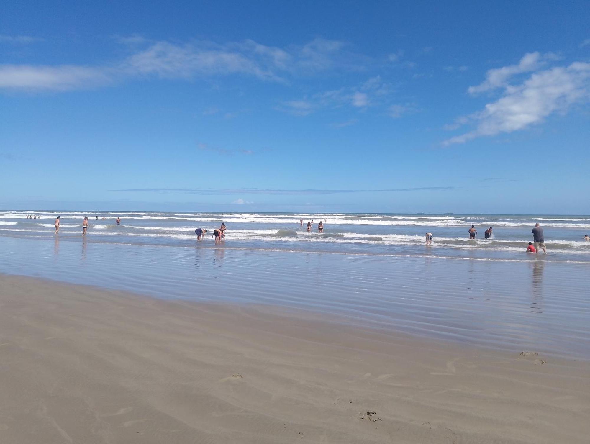 Apto Domeni, Seu Conforto A 10 Min Da Praia! *